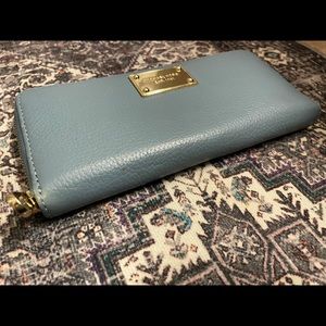 Micheal Kors wallet